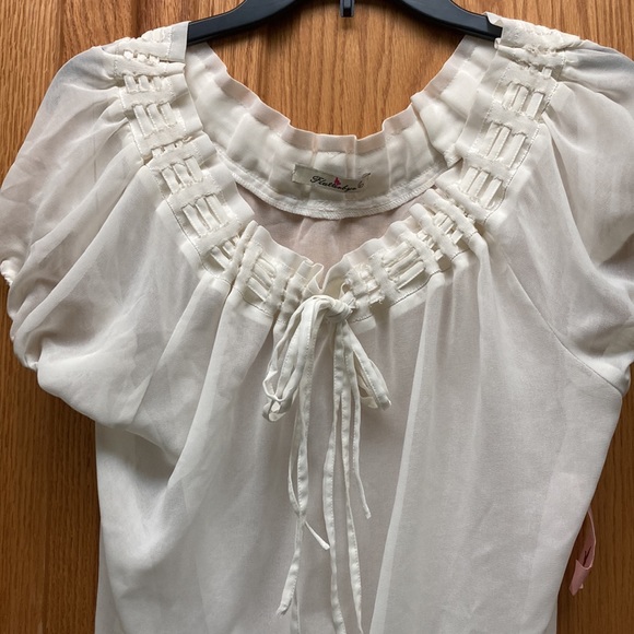NWT Flutterbye sheer blouse sz M - Picture 3 of 8